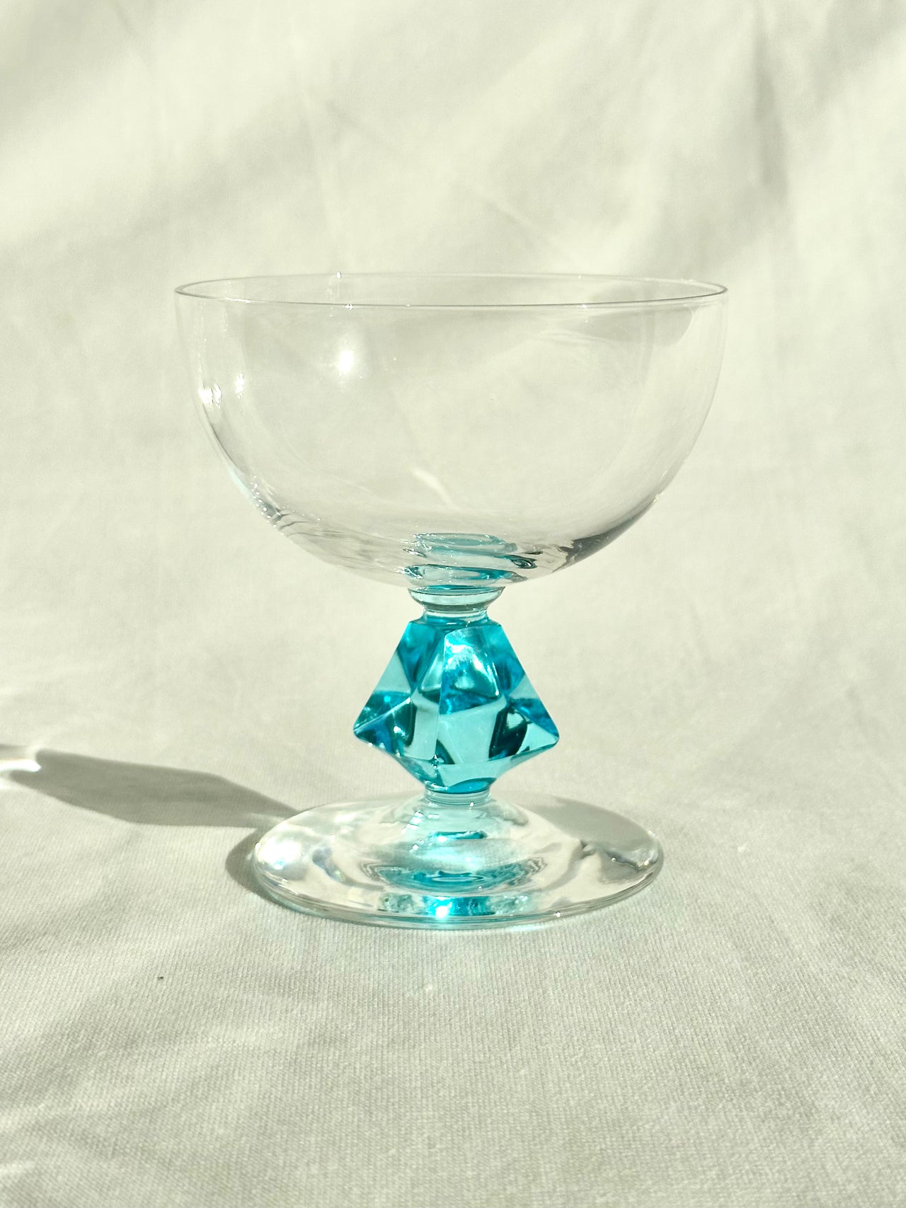 Cerulean Coupe, Diamond Stem