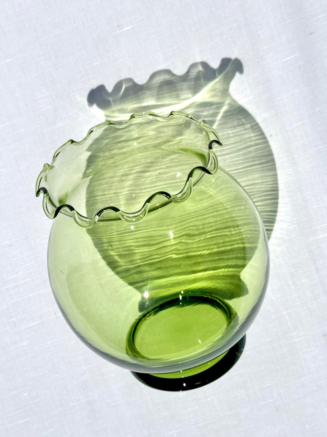 Vintage Lime Green Bubble Bowl Glass Vase w/Ruffled Edges